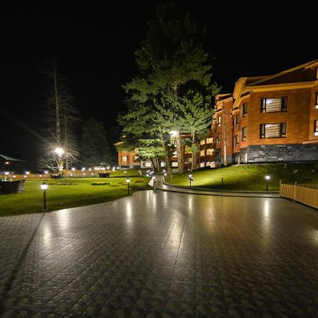 Hotel Royal Hillton Pahalgām Exterior foto
