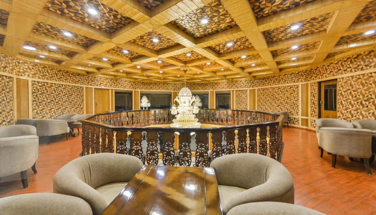 Hotel Royal Hillton Pahalgām Exterior foto